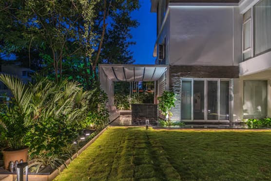 SMR Vinay — landscaping by Tropical Gardening, view 1